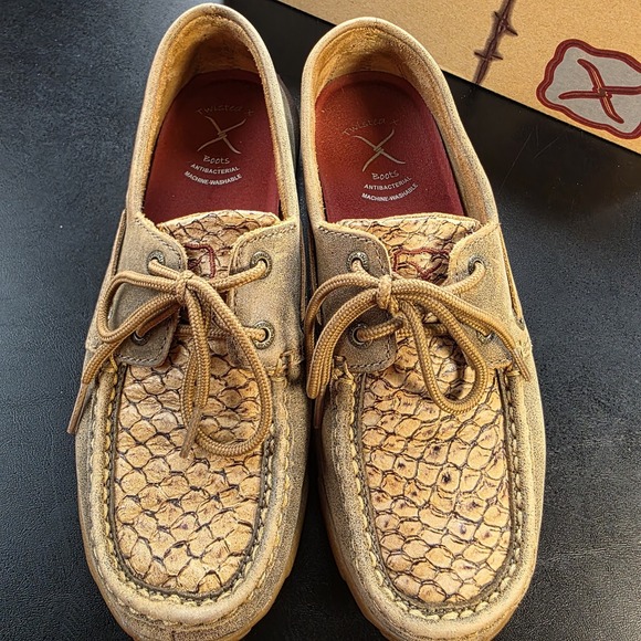 Twisted X Shoes - Twisted X Brown Leather Bomber‎ Fish Driving Mocs Boots 6.5